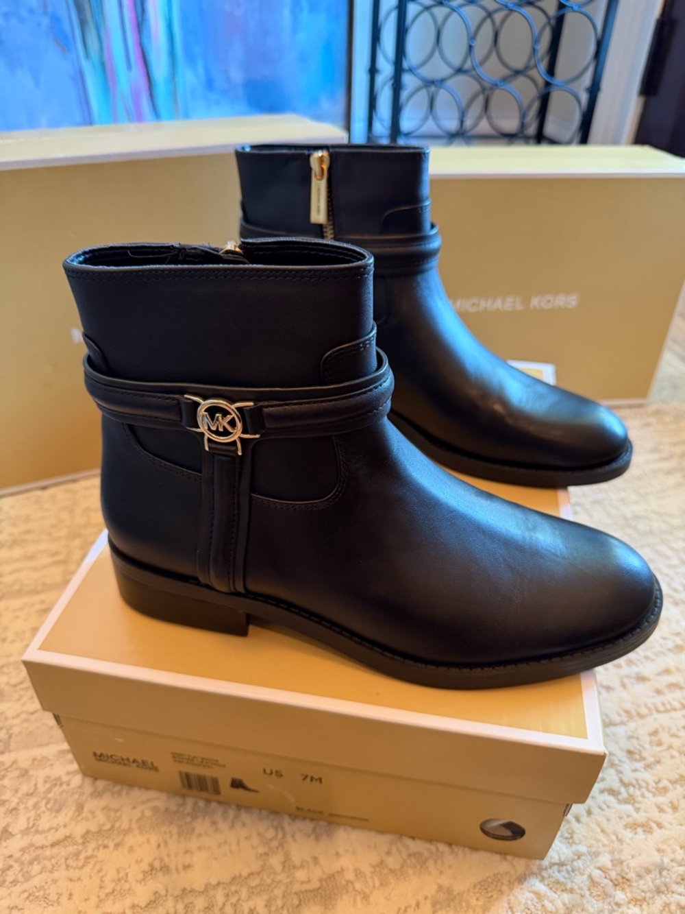 Michael Kors Mindy Flat Ankle Booties - Picture 4 of 10